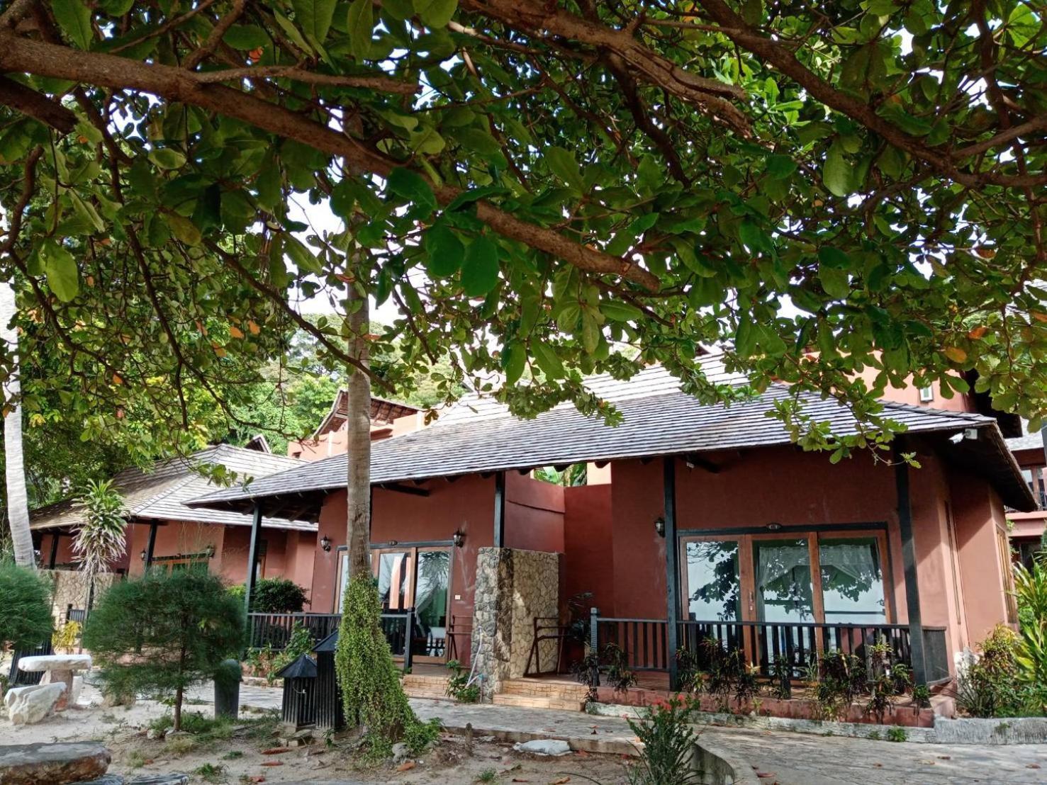 Koh Tao Beach Club Hotel Exterior photo