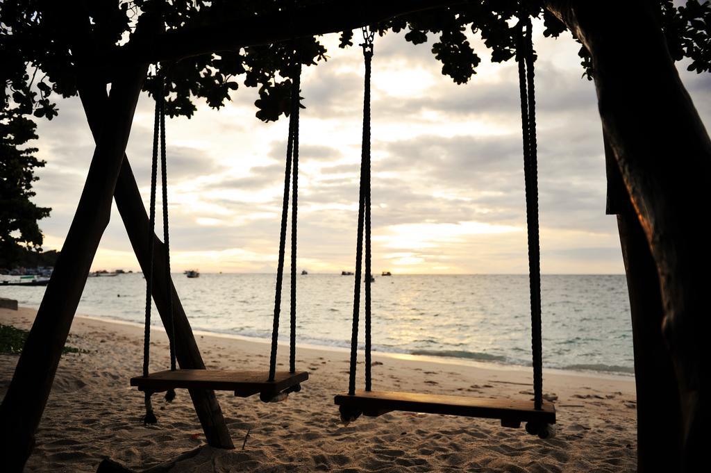 Koh Tao Beach Club Hotel Exterior photo